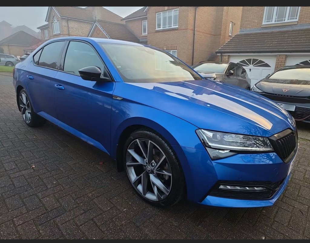 Used Skoda Superb 2021 for sale - 76758670: Photo 2