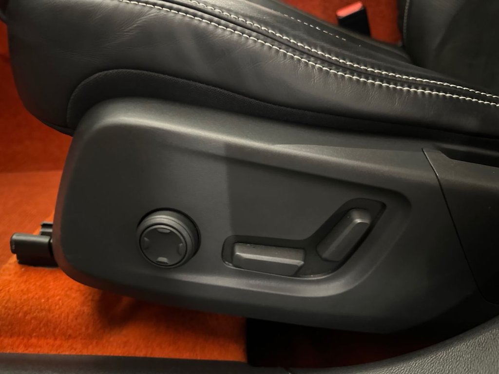 Used Volvo XC40 2018 for sale - 77457498: Photo 13