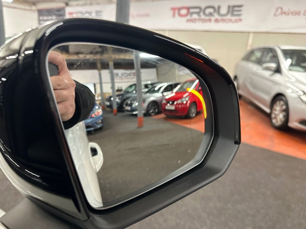 Used Volvo XC40 2018 for sale - 77457498: Photo 41