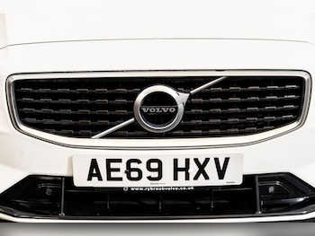 Used Volvo V60 2020 for sale - 79363610: Photo