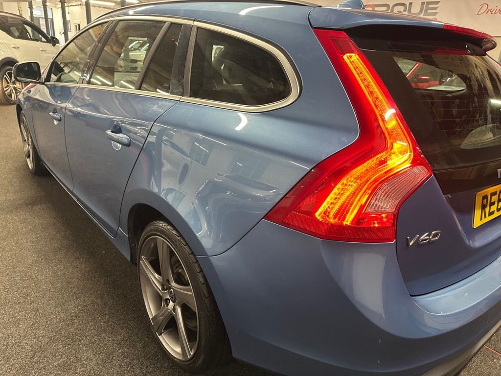 Used Volvo V60 2014 for sale - 77990685: Photo 12