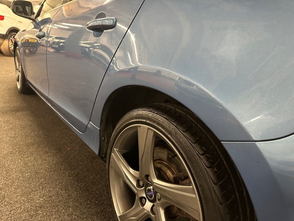 Used Volvo V60 2014 for sale - 77990685: Photo 13