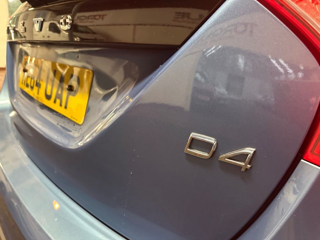 Used Volvo V60 2014 for sale - 77990685: Photo 18