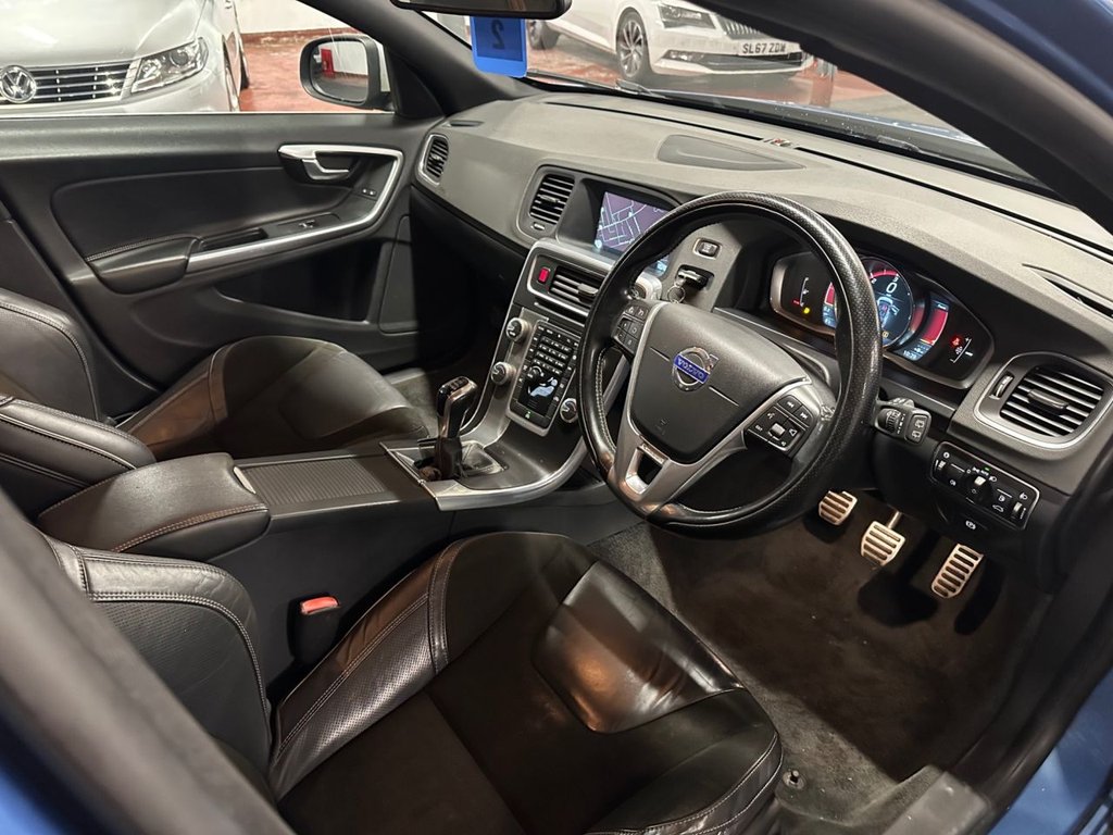 Used Volvo V60 2014 for sale - 77990685: Photo 21