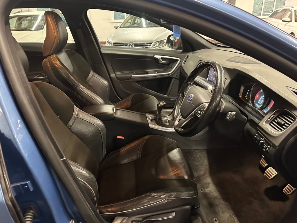 Used Volvo V60 2014 for sale - 77990685: Photo 24