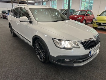 Used Skoda Superb 2014 for sale - 75777478: Photo