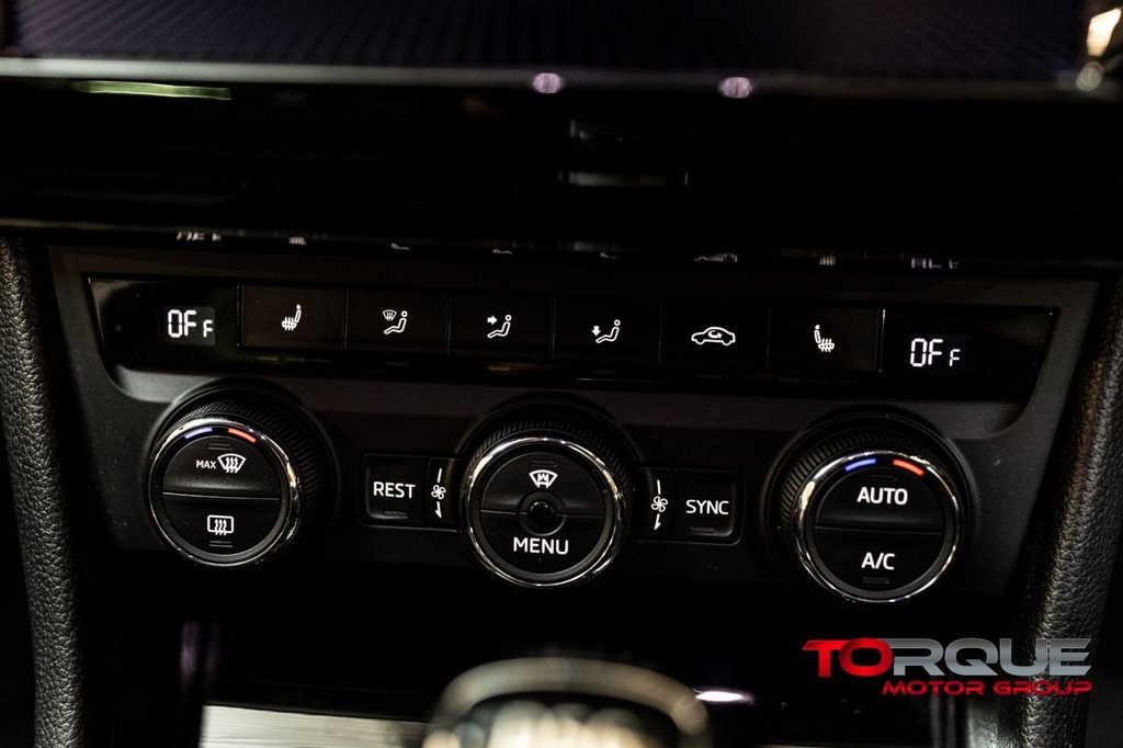 Used Skoda Superb 2017 for sale - 77249953: Photo 33