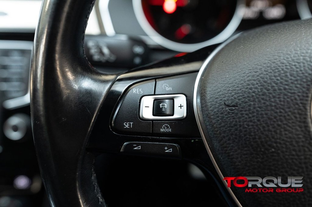 Used Volkswagen Passat 2016 for sale - 77632102: Photo 39