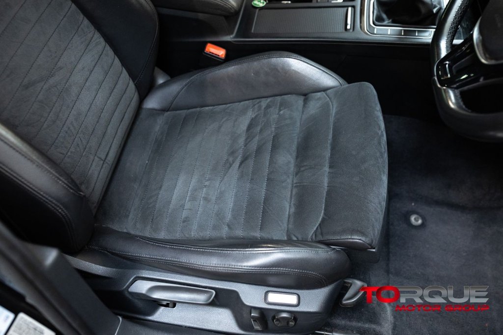 Used Volkswagen Passat 2016 for sale - 77632102: Photo 44