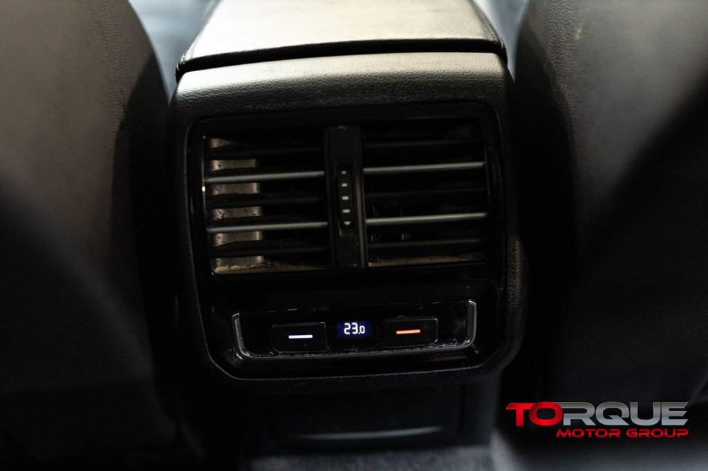 Used Volkswagen Passat 2016 for sale - 77632102: Photo 49