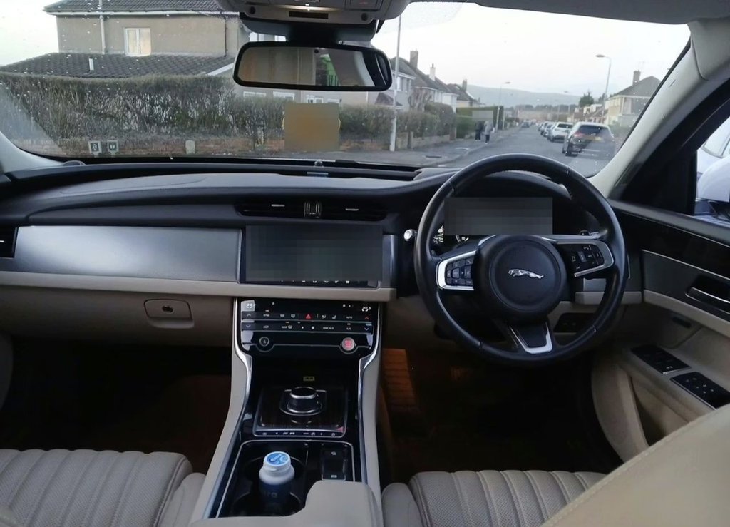 Used Jaguar XF 2017 for sale - 78158427: Photo 5