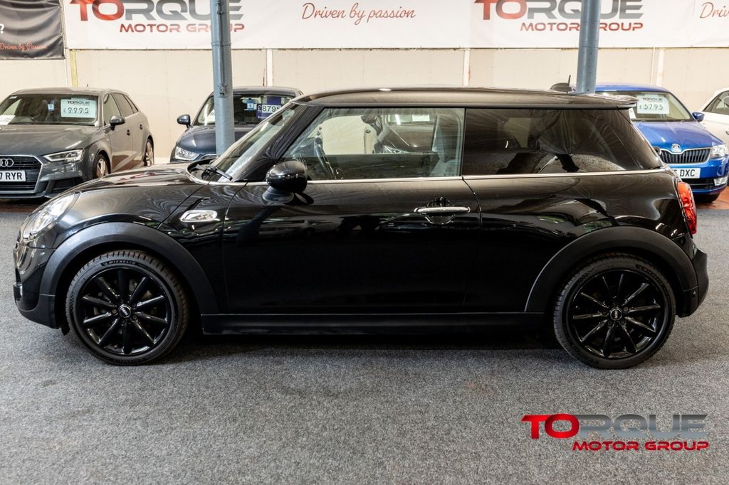 Used MINI Hatch 2018 for sale - 76261321: Photo 18