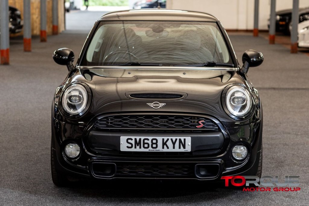 Used MINI Hatch 2018 for sale - 76261321: Photo 2