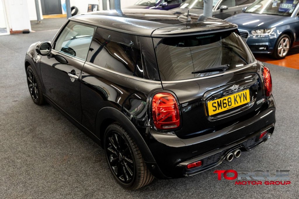 Used MINI Hatch 2018 for sale - 76261321: Photo 20