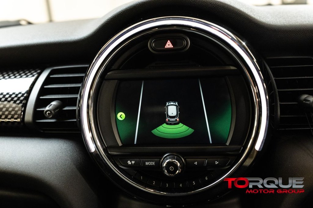 Used MINI Hatch 2018 for sale - 76261321: Photo 32