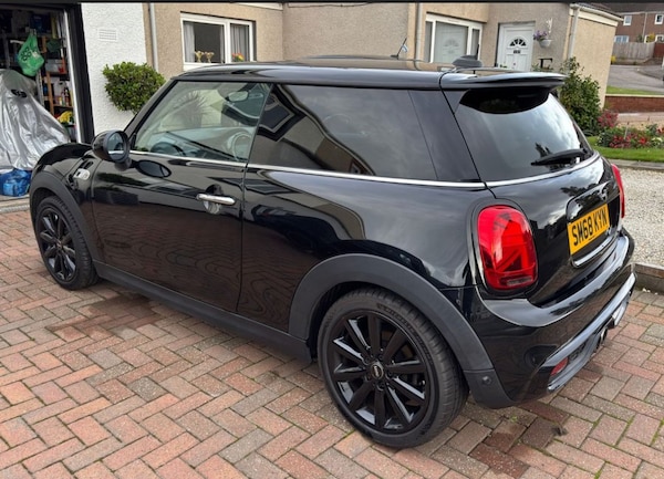 Used MINI Hatch 2018 for sale - 76261321: Photo 4