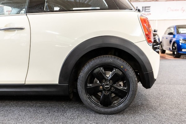 Used MINI Hatch 2015 for sale - 75128561: Photo 22