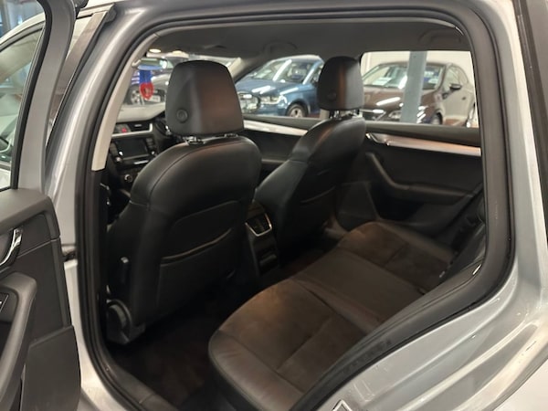 Used Skoda Octavia 2016 for sale - 76228937: Photo 11