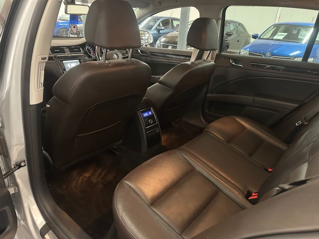 Used Skoda Superb 2015 for sale - 76368177: Photo 12