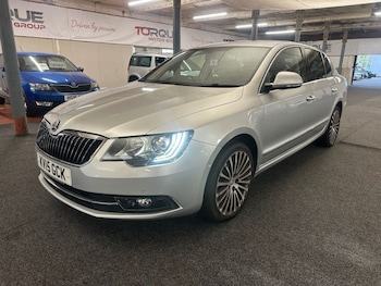 Used Skoda Superb 2015 for sale - 76368177: Photo
