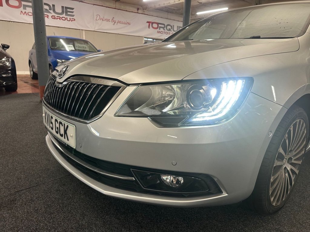 Used Skoda Superb 2015 for sale - 76368177: Photo 4