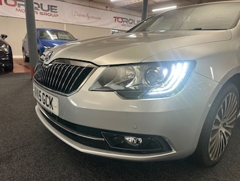 Used Skoda Superb 2015 for sale - 76368177: Photo