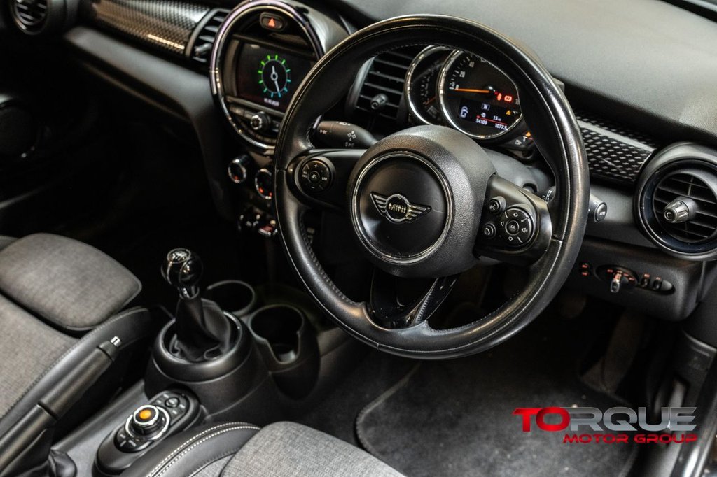 Used MINI Hatch 2018 for sale - 77693368: Photo 47