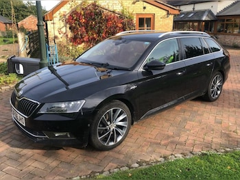 Used Skoda Superb 2016 for sale - 76470408: Photo