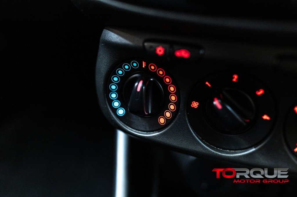 Used Vauxhall Corsa 2016 for sale - 76410385: Photo 32