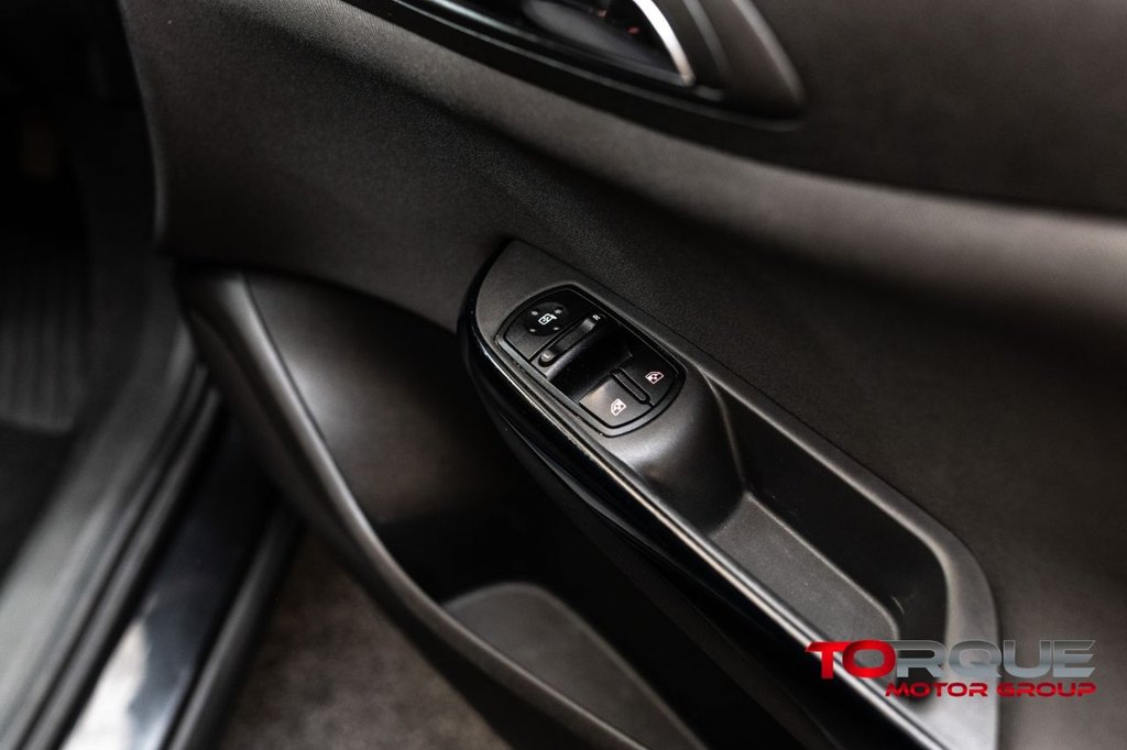 Used Vauxhall Corsa 2016 for sale - 76410385: Photo 36