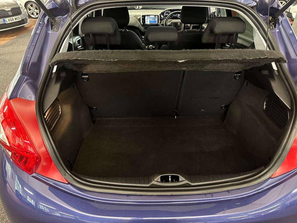 Used Peugeot 208 2013 for sale - 78068813: Photo 15