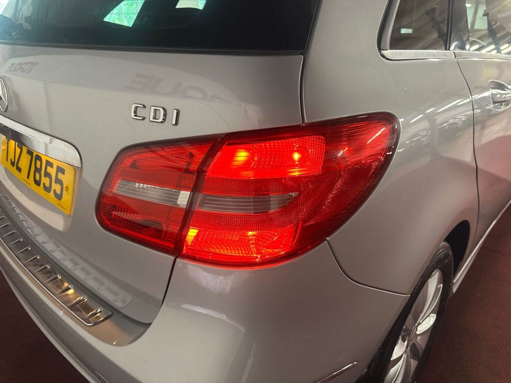 Used Mercedes-Benz B Class 2012 for sale - 77401361: Photo 13