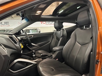 Used Hyundai Veloster 2013 for sale - 78241739: Photo