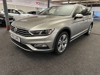 Used Volkswagen Passat 2016 for sale - 77341474: Photo