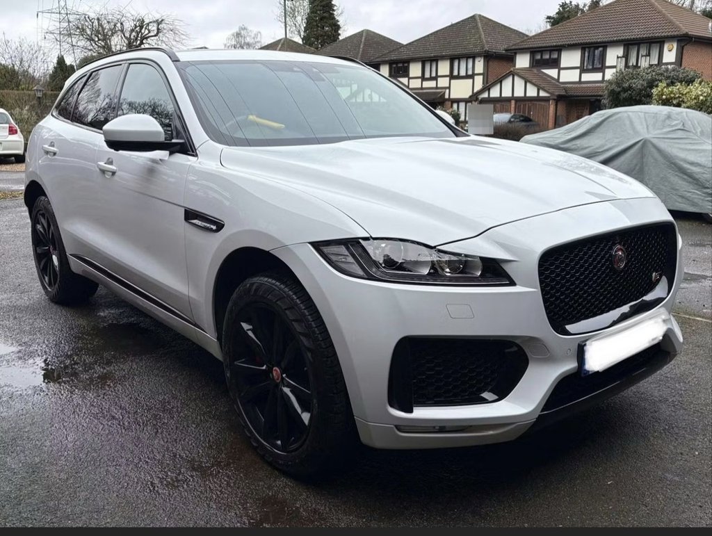 Used Jaguar F-Pace 2016 for sale - 77720204: Photo 2