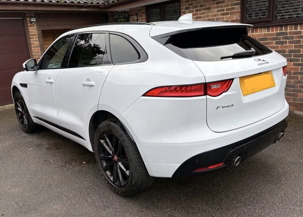 Used Jaguar F-Pace 2016 for sale - 77720204: Photo 4