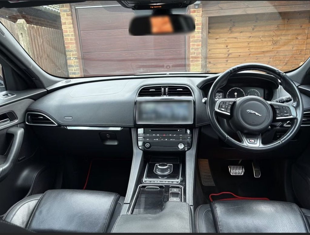 Used Jaguar F-Pace 2016 for sale - 77720204: Photo 5