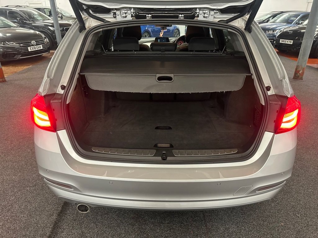 Used BMW 3 Series 2018 for sale - 76848151: Photo 18