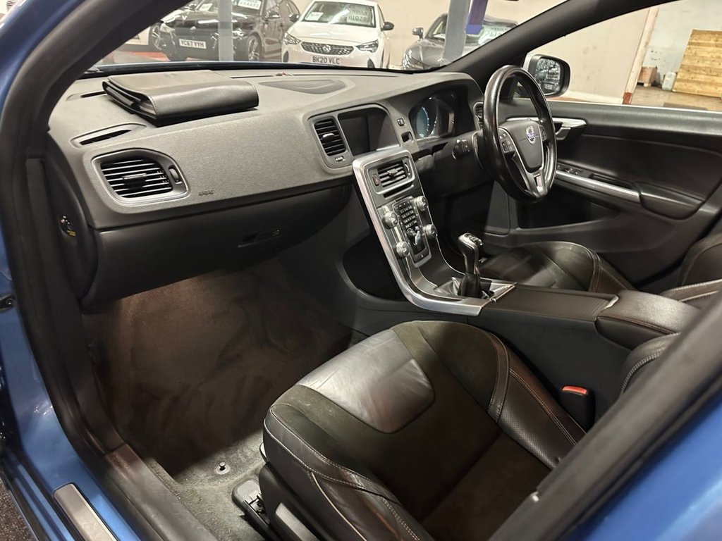 Used Volvo V60 2014 for sale - 77302311: Photo 6