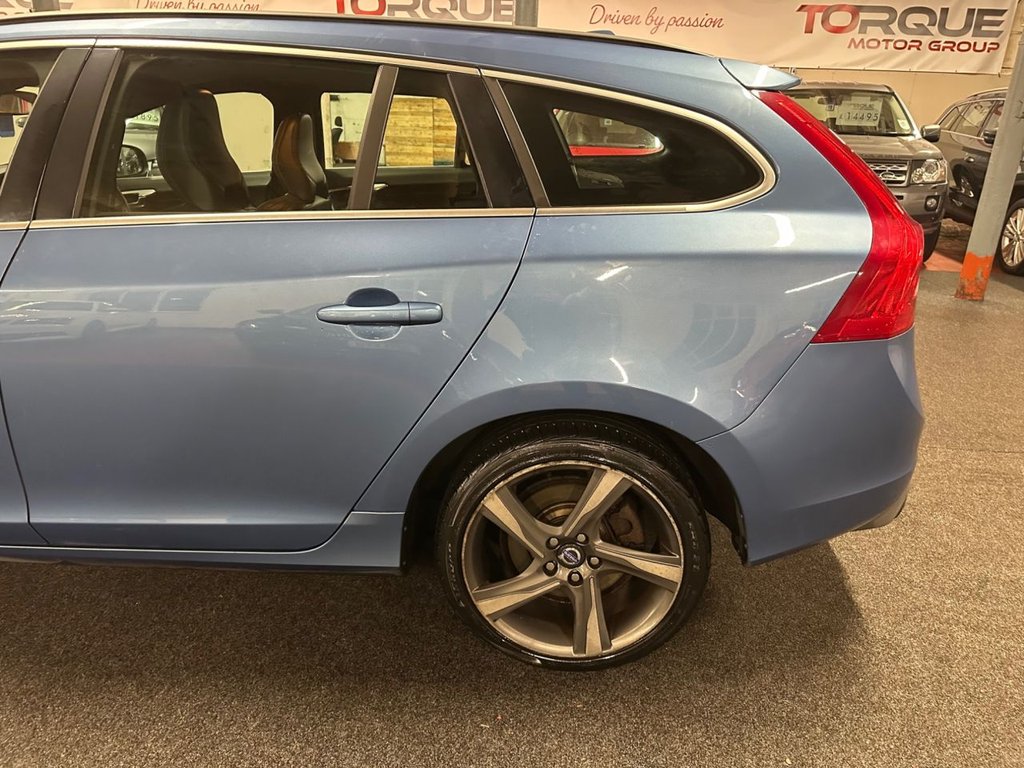 Used Volvo V60 2014 for sale - 77302311: Photo 9