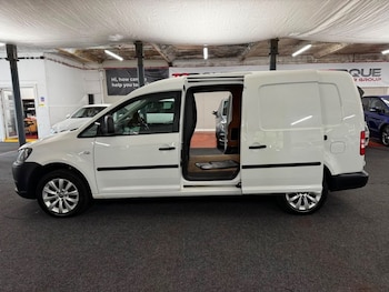 Used Volkswagen Caddy Maxi 2012 for sale - 79598235: Photo