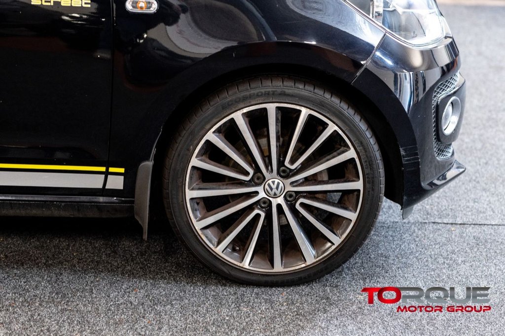 Used Volkswagen up! 2015 for sale - 77341608: Photo 10
