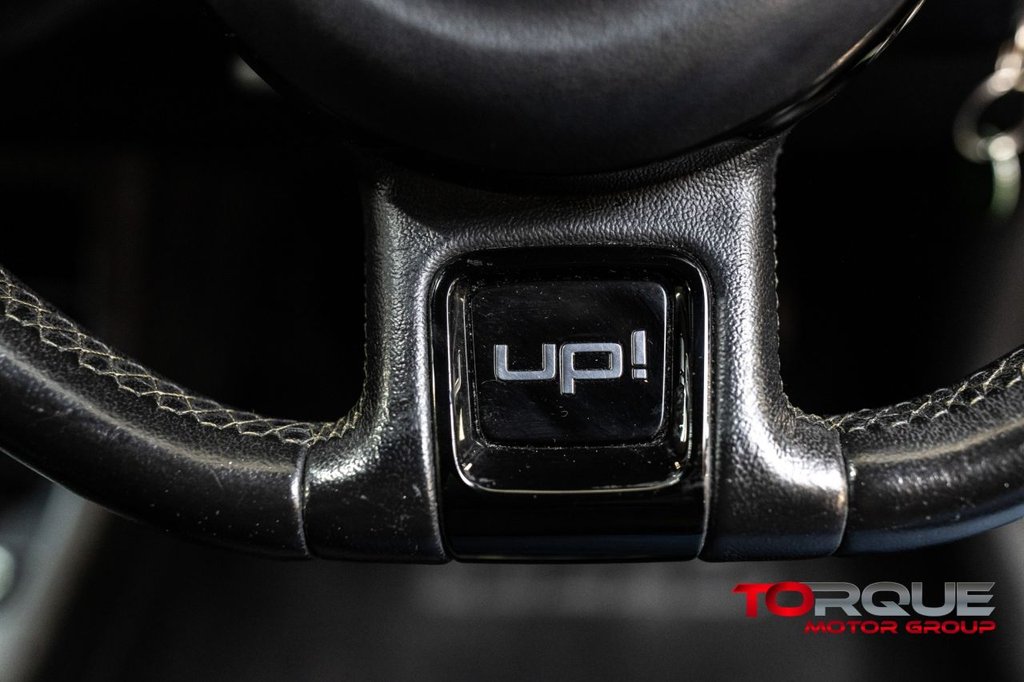 Used Volkswagen up! 2015 for sale - 77341608: Photo 34