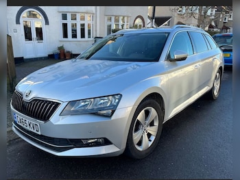 Used Skoda Superb 2016 for sale - 76973817: Photo