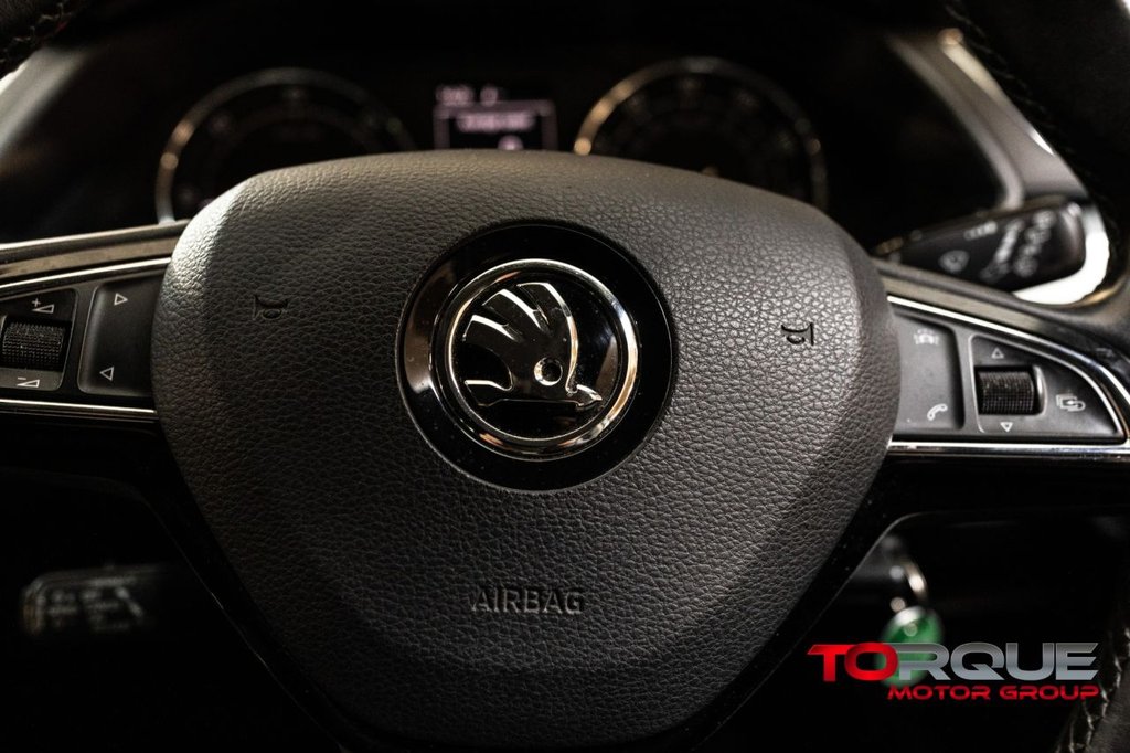 Used Skoda Superb 2016 for sale - 76973817: Photo 21