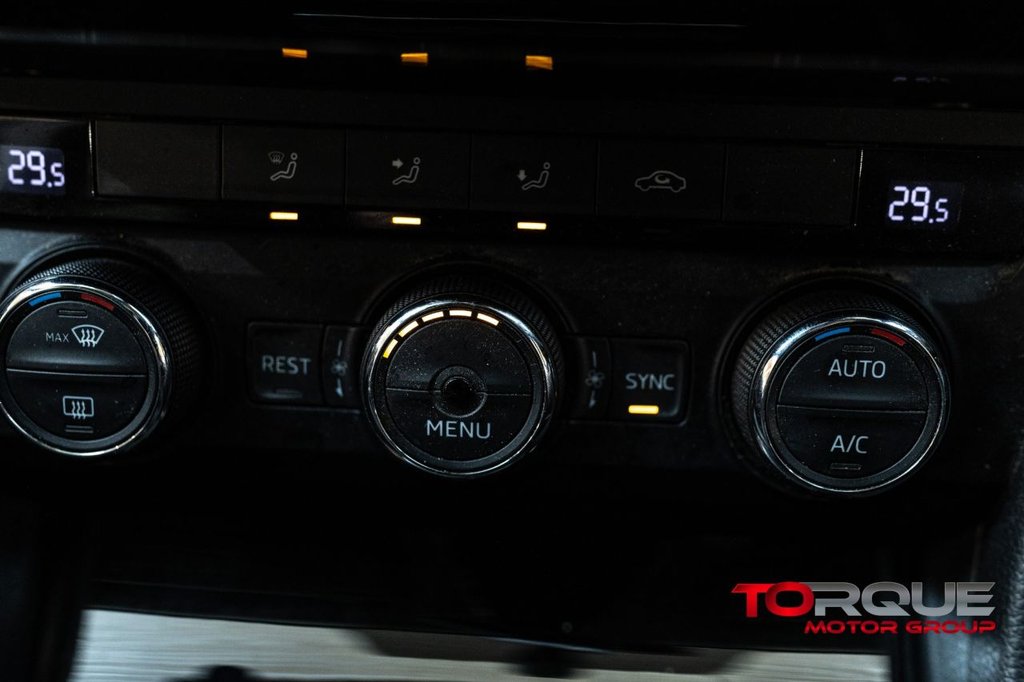 Used Skoda Superb 2016 for sale - 76973817: Photo 28