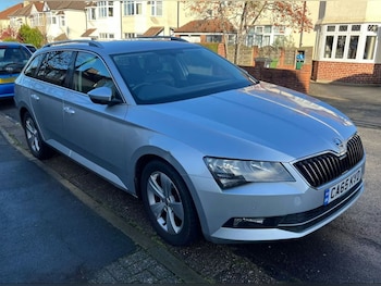 Used Skoda Superb 2016 for sale - 76973817: Photo