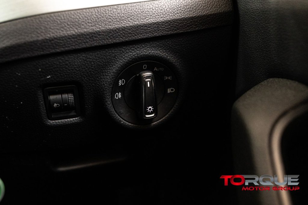 Used Skoda Superb 2016 for sale - 76973817: Photo 40