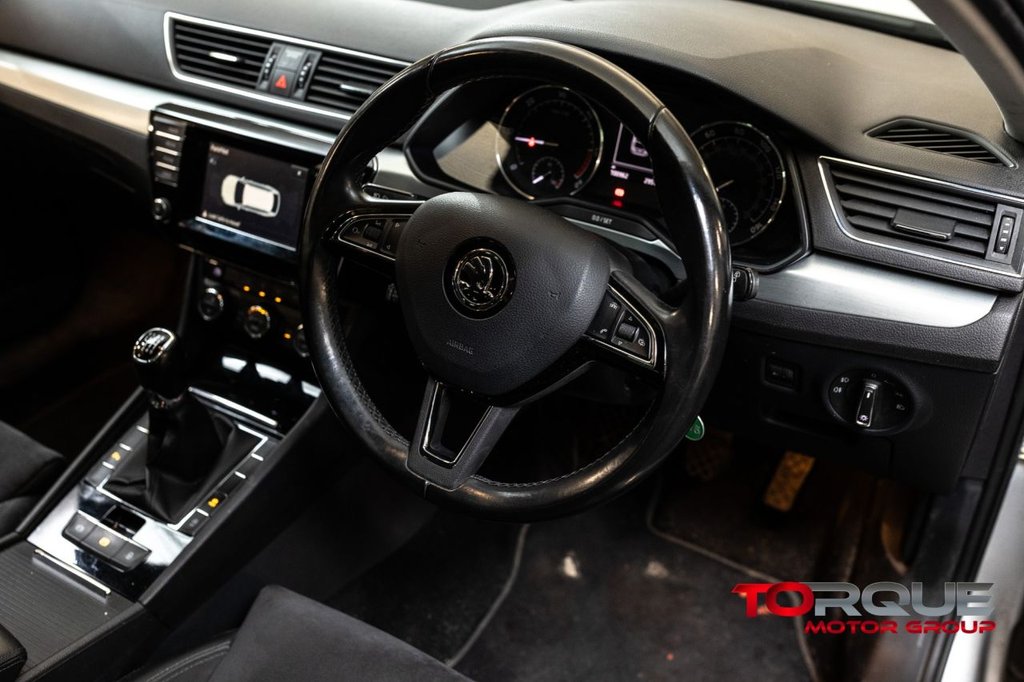 Used Skoda Superb 2016 for sale - 76973817: Photo 42