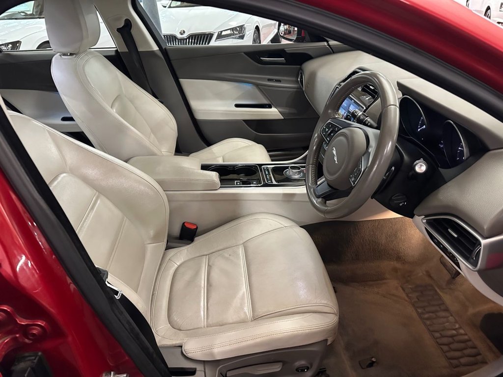 Used Jaguar XE 2016 for sale - 77372865: Photo 21